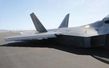Mỹ mất 4 năm mới sửa xong tiêm kích F-22 Raptor mài bụng xuống đường băng