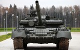 Xe tăng T-80BV Ukraine áp sát biên giới Nga ở khoảng cách chỉ 2km