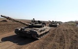 Xe tăng T-80BV Ukraine áp sát biên giới Nga ở khoảng cách chỉ 2km
