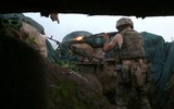 Lính Ukraine say rượu bắn lẫn nhau tại chiến tuyến Donbass