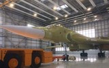 Oanh tạc cơ Tu-160M2 mới tinh đầu tiên của Nga tung cánh sau gần 30 năm