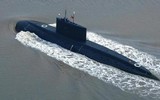 Tàu ngầm Kilo 636 nhỏ bé của Nga khiến tàu sân bay hạt nhân Mỹ phải đổi hướng
