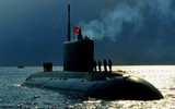 Tàu ngầm Kilo 636 nhỏ bé của Nga khiến tàu sân bay hạt nhân Mỹ phải đổi hướng