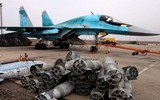 24 tiêm kích bom Su-34 bất ngờ áp sát biên giới Ukraine
