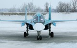 24 tiêm kích bom Su-34 bất ngờ áp sát biên giới Ukraine