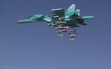 24 tiêm kích bom Su-34 bất ngờ áp sát biên giới Ukraine