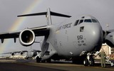 Vận tải cơ khổng lồ C-17 của Anh đem tên lửa chống tăng tới Ukraine