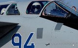 Tiêm kích MiG-31K Nga sập càng khi cất cánh khiến thân trước bị xé toạc