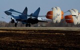 Tiêm kích MiG-31K Nga sập càng khi cất cánh khiến thân trước bị xé toạc