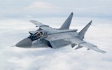Tiêm kích MiG-31K Nga sập càng khi cất cánh khiến thân trước bị xé toạc