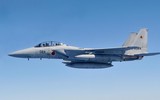 'Đại bàng bất bại' F-15 Nhật Bản lao xuống biển