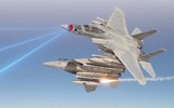 'Đại bàng bất bại' F-15 Nhật Bản lao xuống biển