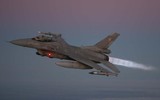 Chiến đấu cơ F-16 NATO đồng loạt xuất kích để thị uy với Nga