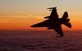 Chiến đấu cơ F-16 NATO đồng loạt xuất kích để thị uy với Nga