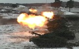 'Xe tăng bay' Su-25 Nga đã án ngữ tại biên giới Belarus - Ukraine