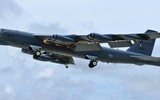 'Pháo đài bay' B-52 Mỹ tới châu Âu giữa lúc Nga-Ukraine căng như dây đàn