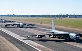 'Pháo đài bay' B-52 Mỹ tới châu Âu giữa lúc Nga-Ukraine căng như dây đàn