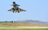 Lộ ảnh chiến đấu cơ J-10C Trung Quốc chế tạo cho Pakistan