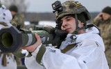 Ukraine ban bố tình trạng khẩn cấp trước nguy cơ quân Nga tiến vào
