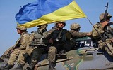 Ukraine ban bố tình trạng khẩn cấp trước nguy cơ quân Nga tiến vào