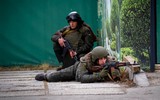 Lính Ukraine kích nổ bản thân để đánh sập cầu, ngăn chặn đoàn xe tăng Nga