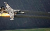 Cường kích Su-25 Ukraine bị Nga bắn hạ khi đang tấn công cầu phao quân sự