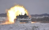 Tấn công dữ dội, Nga chọc thủng phòng tuyến Kharkiv của Ukraine