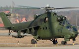 'Xe tăng bay' Mi-24 Nga bị tên lửa phòng không Stinger Ukraine bắn cháy