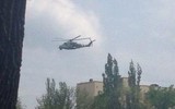 'Xe tăng bay' Mi-24 Nga bị tên lửa phòng không Stinger Ukraine bắn cháy