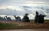 ‘Rồng lửa’ Tor-M2U Nga chạy trước bảo vệ đoàn xe quân sự tại Ukraine