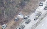 ‘Rồng lửa’ Tor-M2U Nga chạy trước bảo vệ đoàn xe quân sự tại Ukraine