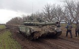 ‘Rồng lửa’ Tor-M2U Nga chạy trước bảo vệ đoàn xe quân sự tại Ukraine