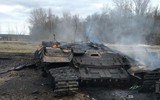 Tại sao cả xe tăng Nga và Ukraine đều bị thổi tung tháp pháo khi trúng đạn?