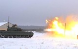 Xe tăng chủ lực Ukraine tan nát dưới đòn truy kích của quân Nga