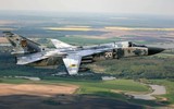 'Kiếm sĩ' Su-24 Ukraine 'gãy cánh' dưới đòn đánh của Nga