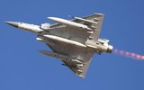 Chiến đấu cơ Mirage-2000 của đảo Đài Loan lao xuống biển