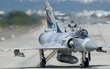 Chiến đấu cơ Mirage-2000 của đảo Đài Loan lao xuống biển