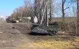 Ukraine tiếp tục bắt sống siêu tăng T-80BVM và biên chế phòng thủ trước Nga