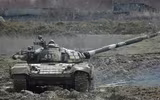 Xe tăng T-72B bị bắn gãy pháo tại chiến trường Ukraine