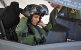 Phi đội 28 tiêm kích F-35A Hàn Quốc thực hiện màn 'voi đi bộ'