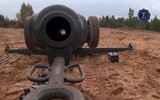 Lựu pháo D-30 được đóng gói để chuyển gấp sang Ukraine