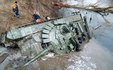 Tên lửa phòng không vác vai ‘Tia chớp’ bắn hạ tiêm kích Su-35 Nga?