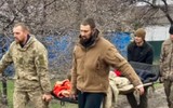 1.026 lính Ukraine ra hàng tại Mariupol, cứ điểm tử thủ cuối cùng bên bờ sụp đổ?