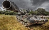 Ukraine nhận được 'Hoàng đế pháo binh' PzH 2000 để tung đòn phản công tầm xa