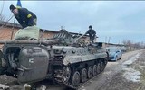 Xe chiến đấu bộ binh BMP-1 Ukraine bị pháo Nga 'xé toạc'