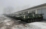 Xe chiến đấu bộ binh BMP-1 Ukraine bị pháo Nga 'xé toạc'