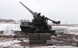 Quân đội Nga công phá trận địa Ukraine bằng pháo tự hành 2S7M có thể bắn đạn hạt nhân
