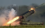 'Hỏa thần nhiệt áp' TOS-1A Nga bị Ukraine ‘bắt sống’ từ xe phóng tới xe tiếp đạn?