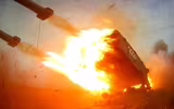 'Hỏa thần nhiệt áp' TOS-1A Nga bị Ukraine ‘bắt sống’ từ xe phóng tới xe tiếp đạn?