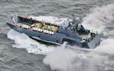 Tàu đổ bộ Nga ngoặt gấp để tránh tên lửa Ukraine trên Biển Đen